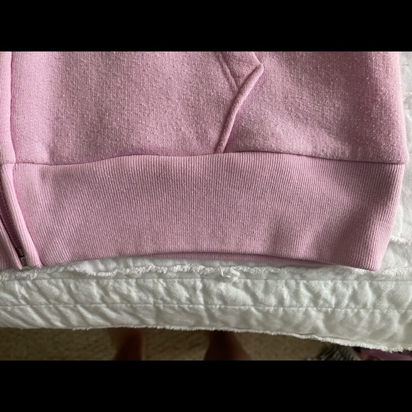 This is a Pink jacket W/  the logo and detailing - Picture 3 of 8
